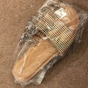 🆕 NWT still in packaging!